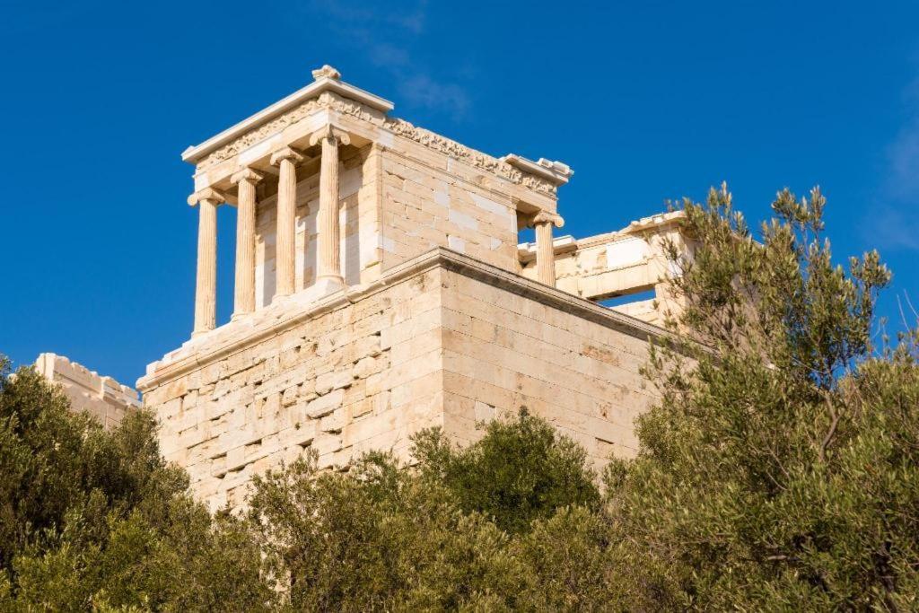 Apartment Adrianou At Heart Of Plaka